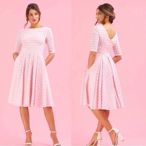 👗The Pretty Dress Company Hepburn Swing Dress👗